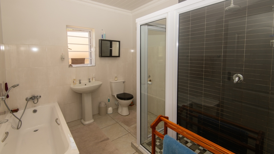 4 Bedroom Property for Sale in Dolphin Creek Golf Estate Western Cape